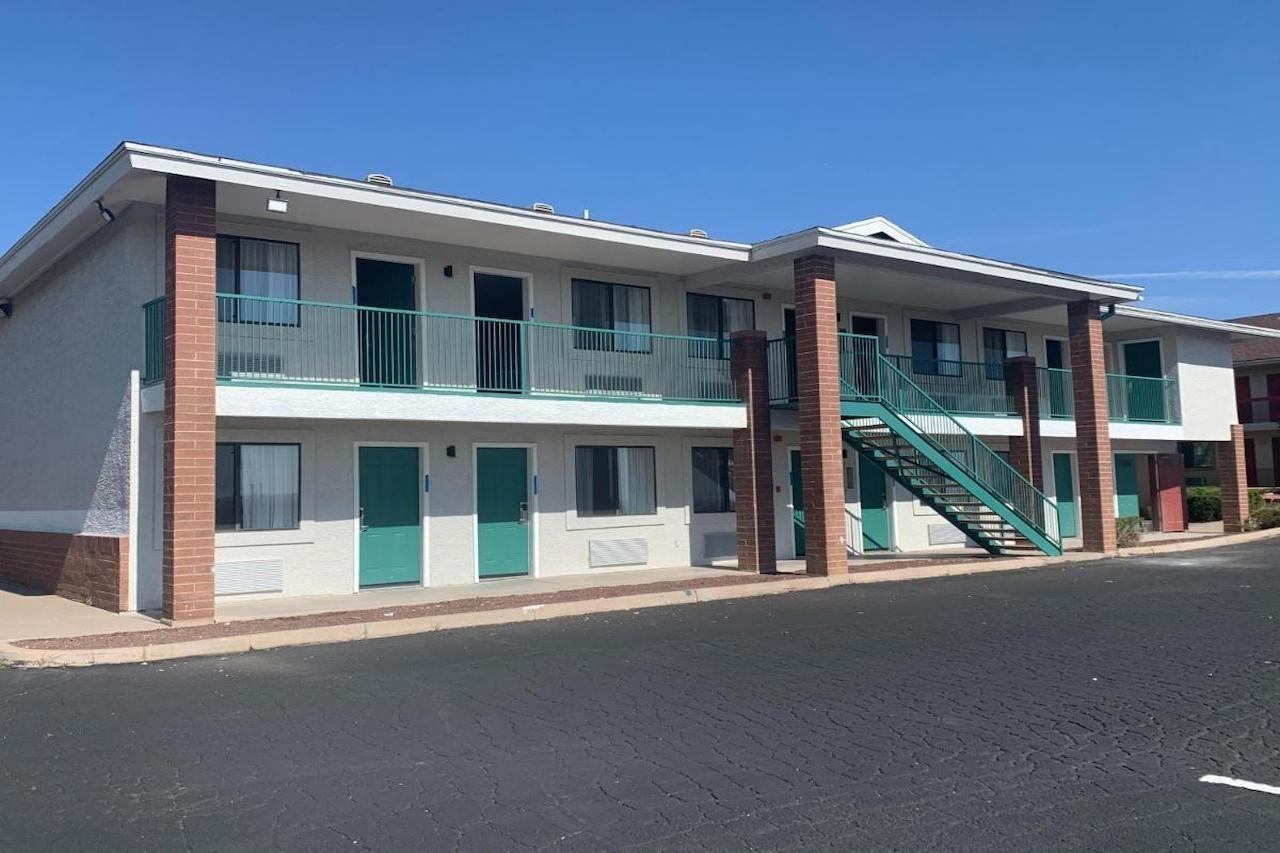 Greentree Inn Of Holbrook, Az ภายนอก รูปภาพ